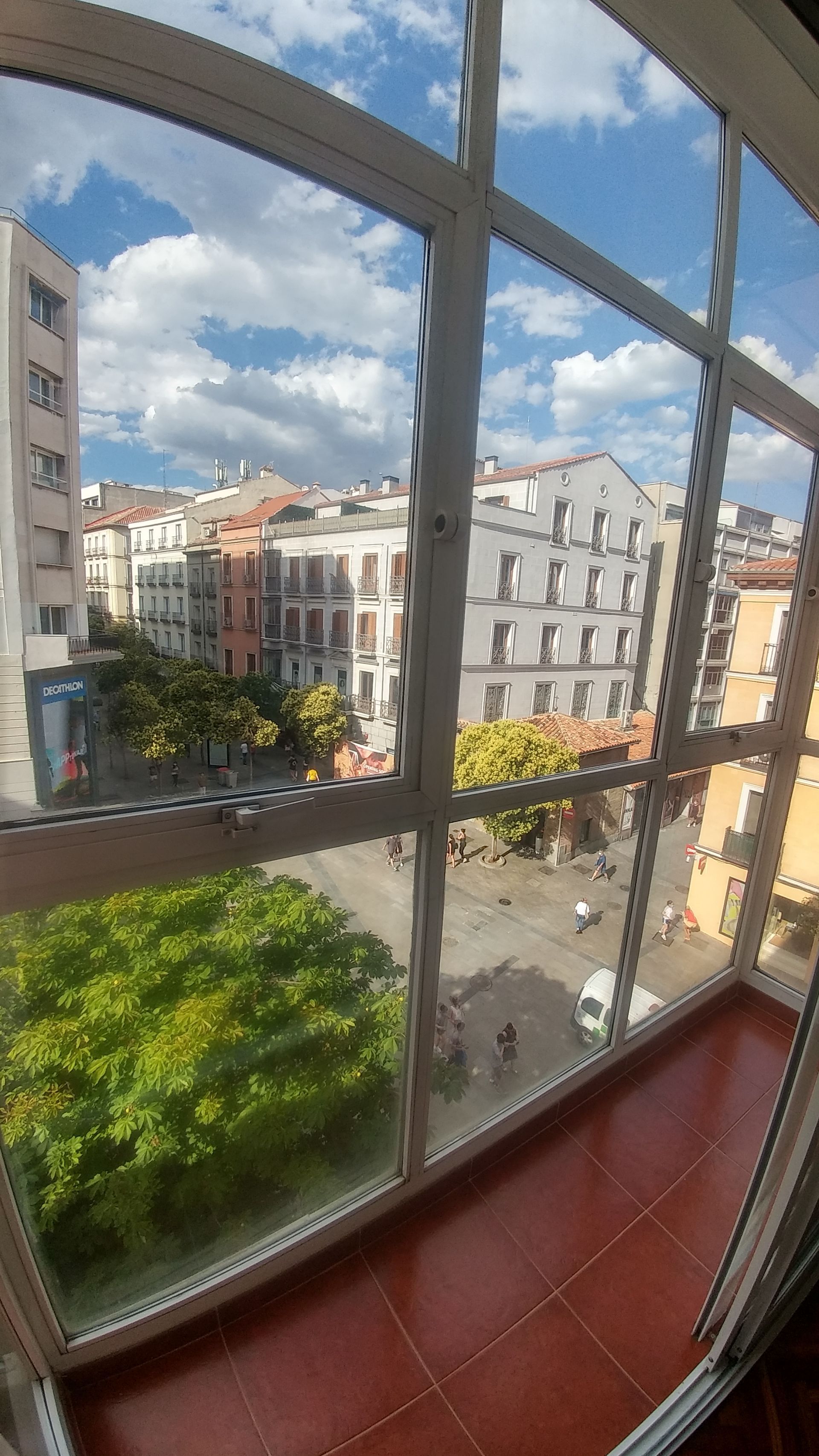 Exterior view of Study to rent in  Madrid Capital  with Air Conditioner