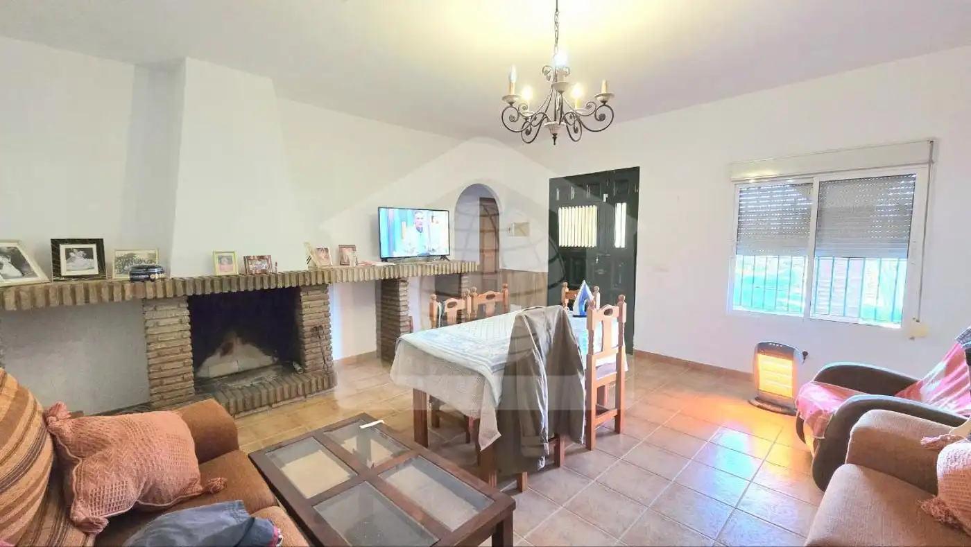 Sala de estar de Casa o chalet en venta en Alhaurín de la Torre con Jardín privado