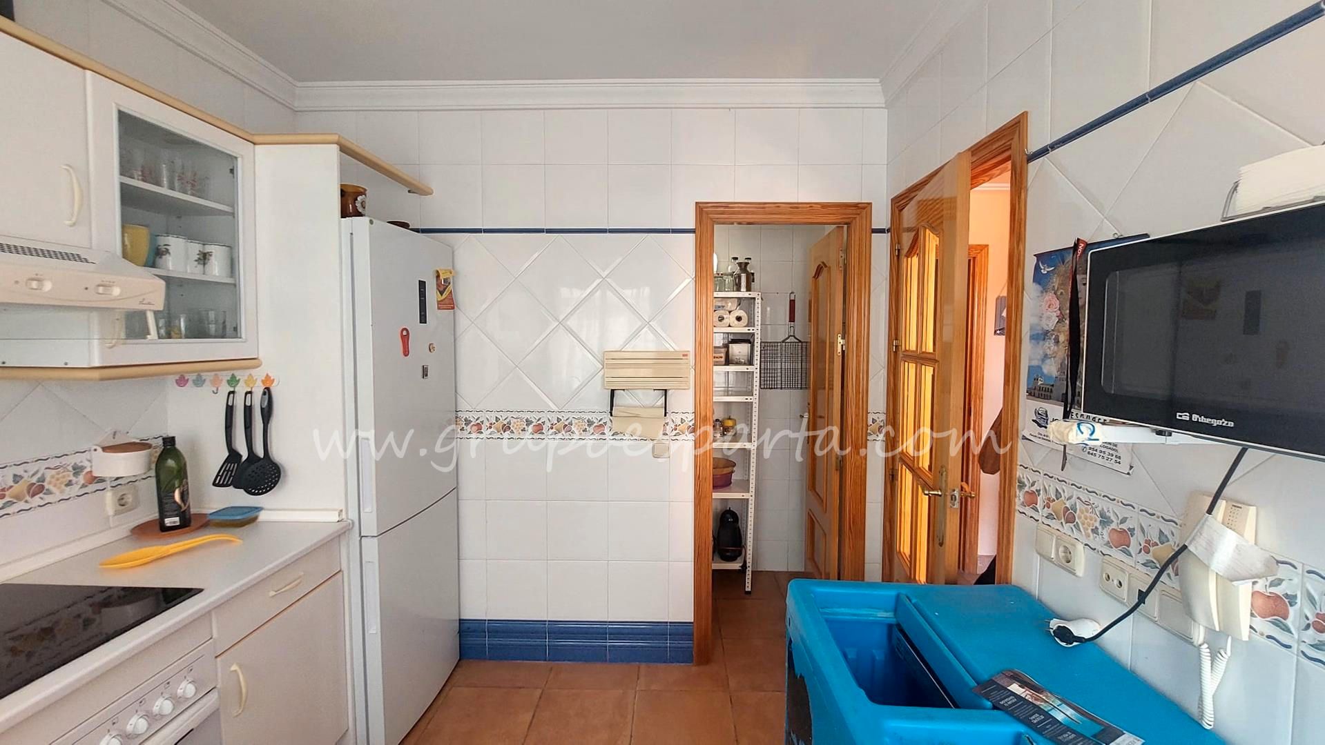 Kitchen of Single-family semi-detached for sale in Islantilla  with Private garden, Terrace and Furnished