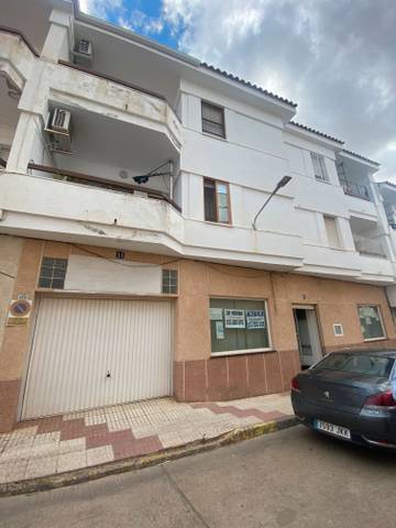 Local comercial en Alquiler en Calle Tirso de Molina, 11 en Castuera