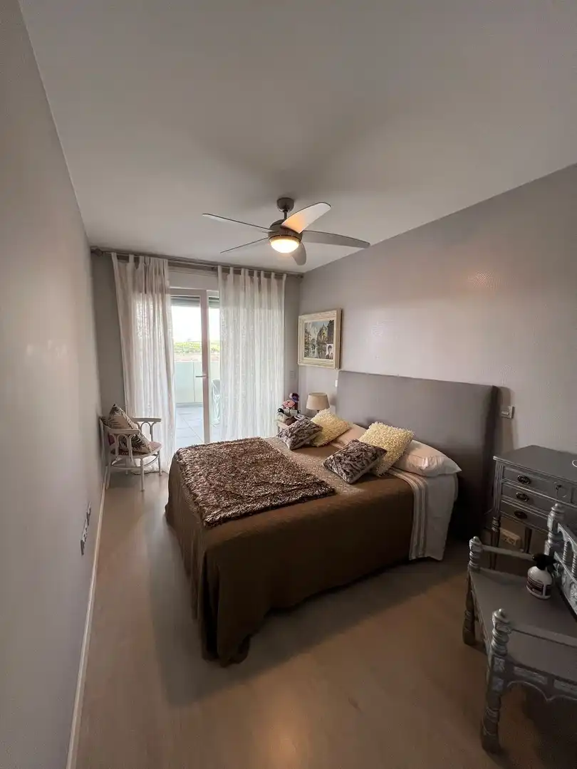 Schlafzimmer von Wohnung zum Verkauf in Torrero-La Paz