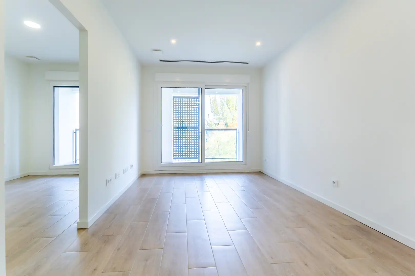 Flat for rent in Calle de Juan Ignacio Luca de Tena, 28, Salvador