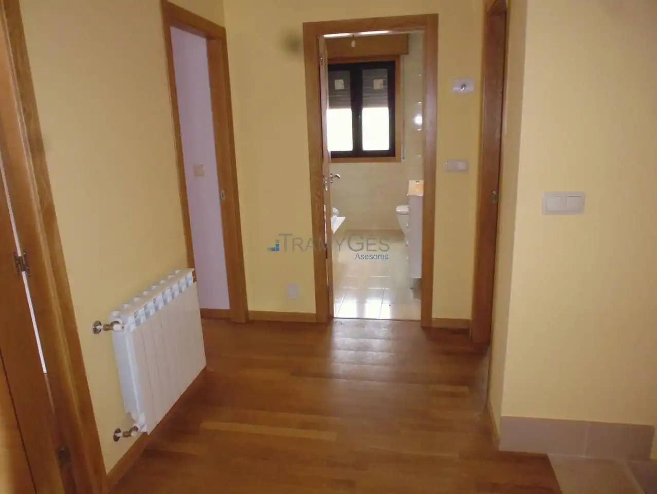 Einfamilien-Reihenhaus zum Verkauf in Baiona mit Heizung, Privatgarten und Parkett