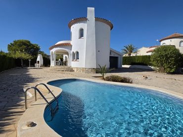 Haus mit Pool zum Verkauf in Les Tres Cales