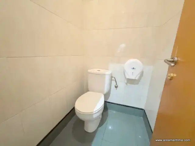 Baño de Local en venta en Valencia con Aire acondicionado y Terraza