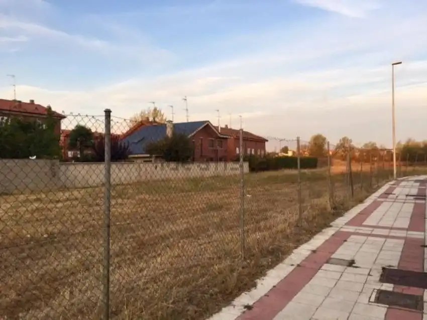 Terreni e lotti in vendita a ANTONIO PEREIRA, imagen 4