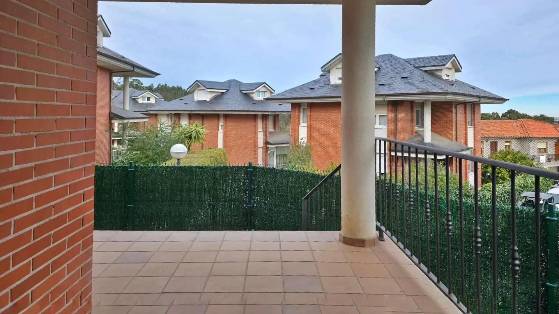 Terrassa de Casa o xalet en venda en Camargo amb Calefacció