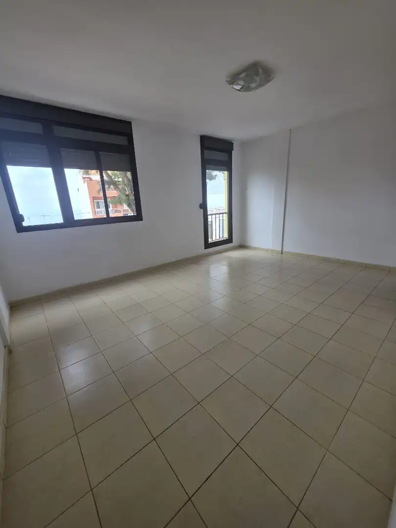 Schlafzimmer von Wohnung zur Miete in Santa Úrsula mit Ofen und Waschmaschine