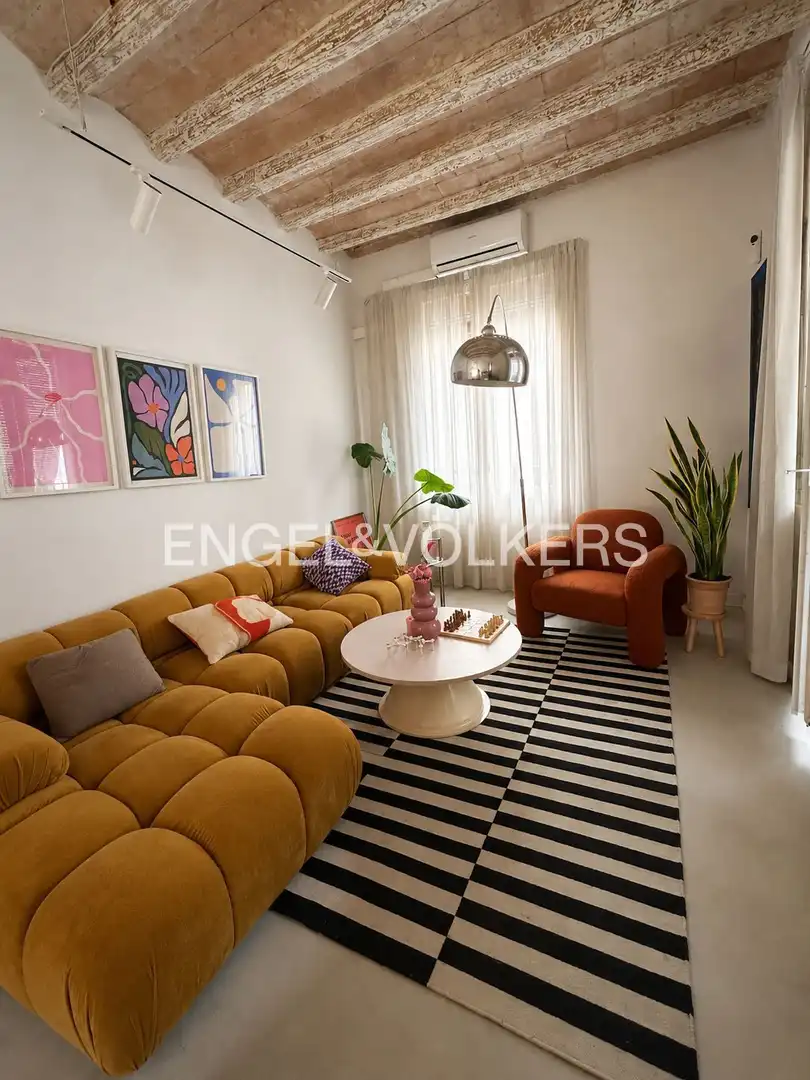 Sala de estar de Piso de alquiler en Barcelona con Aire acondicionado y Calefacción