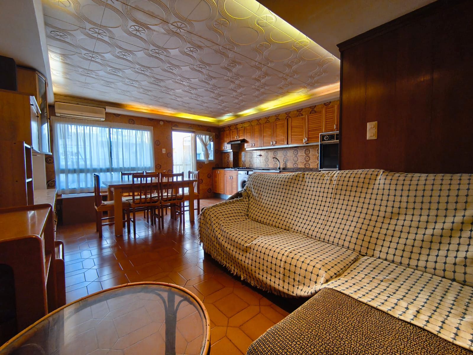 Living room of Flat for sale in  Valencia Capital  with Air Conditioner, Oven and Balcony