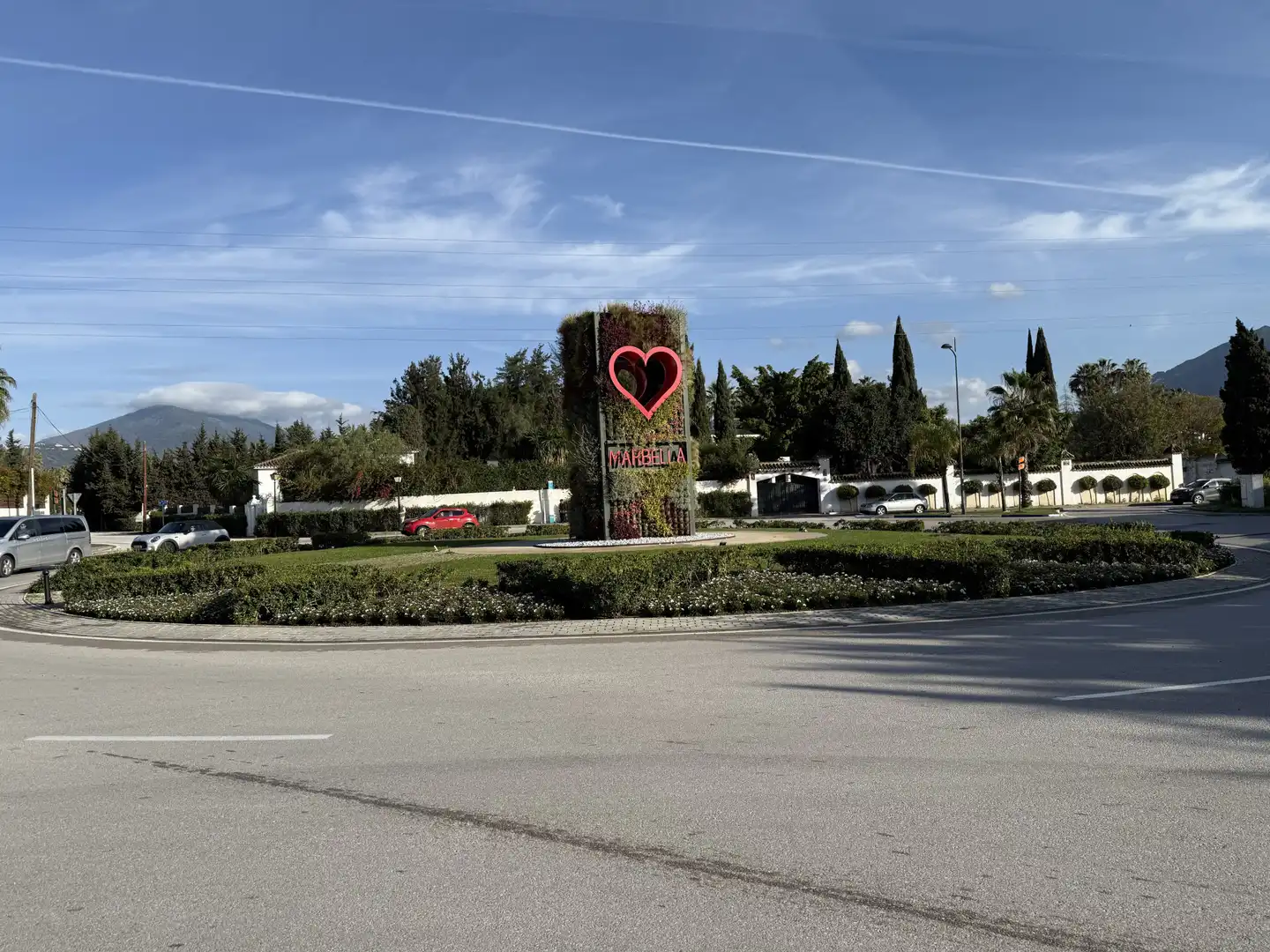 Apartamento con terraza en venta en Nueva Andalucía, imagen 4