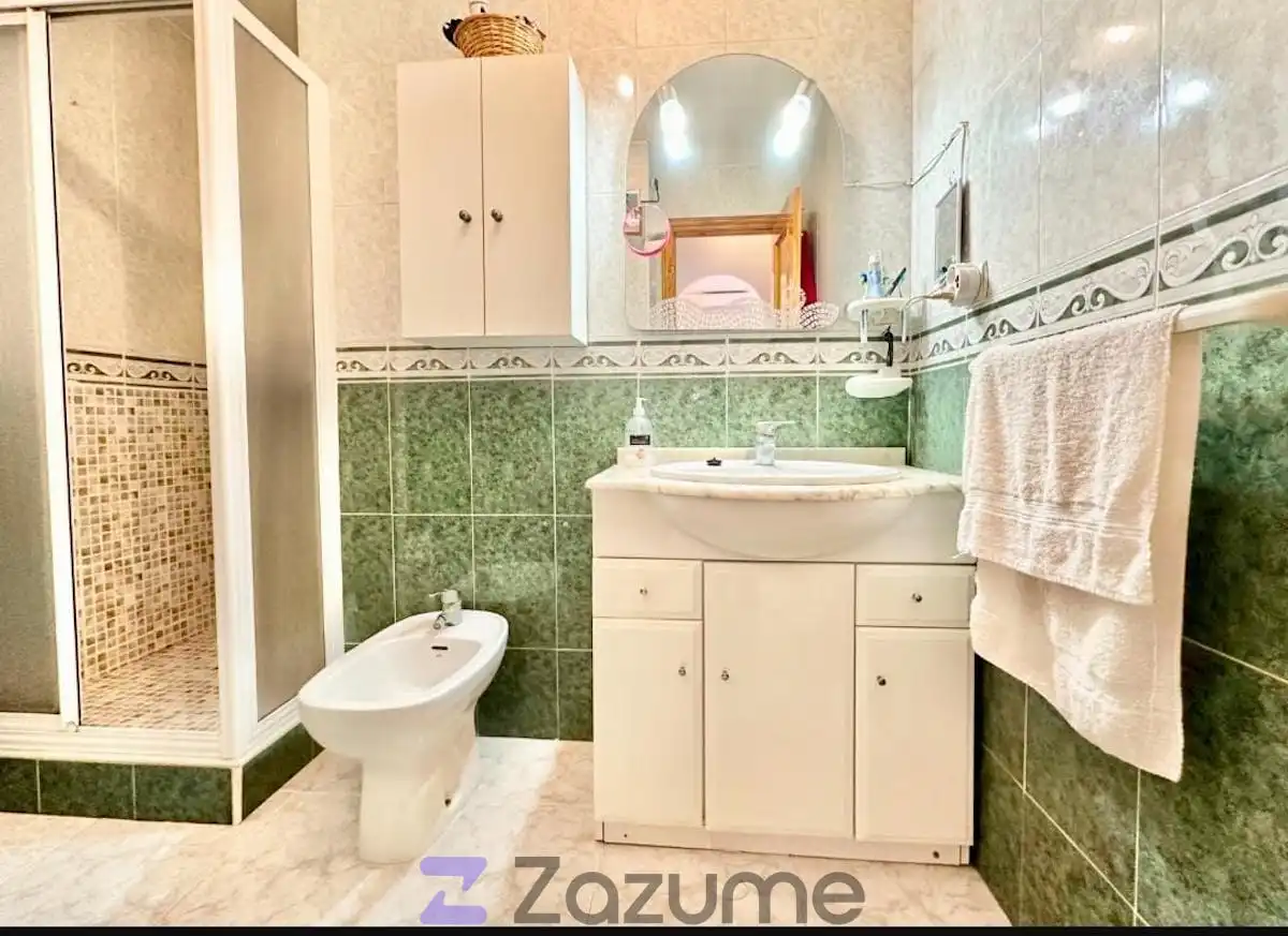 Badezimmer von Wohnung zur Miete in San Pedro del Pinatar mit Klimaanlage, Heizung und Terrasse