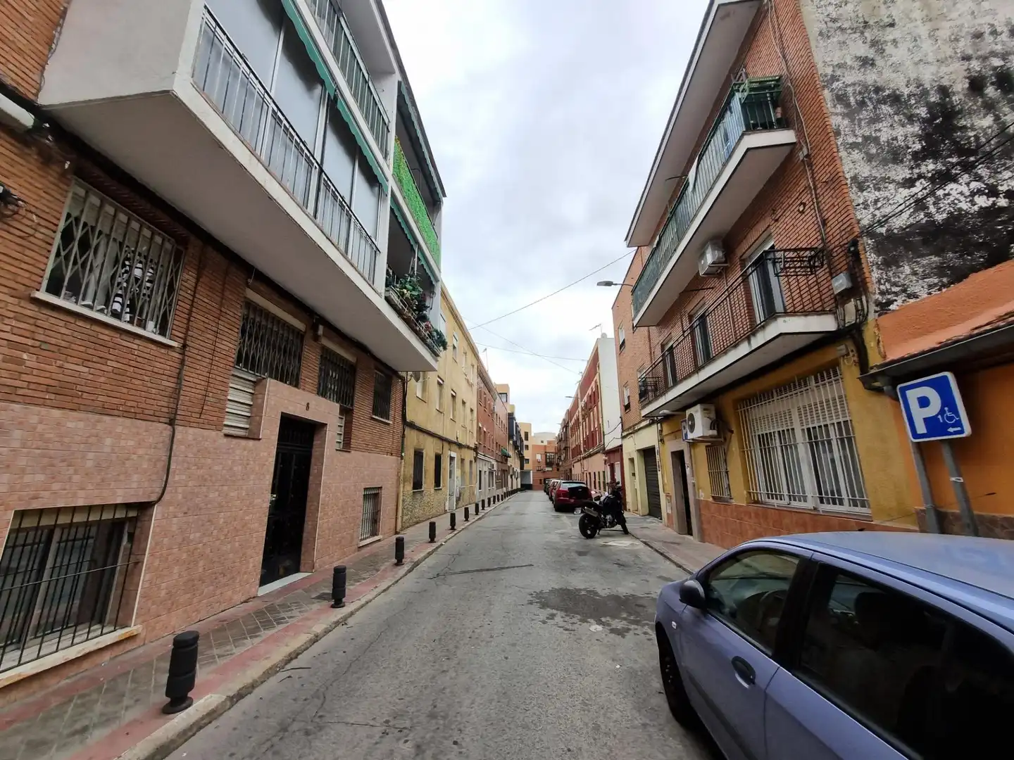 Exterior view of Garage for sale in Madrid