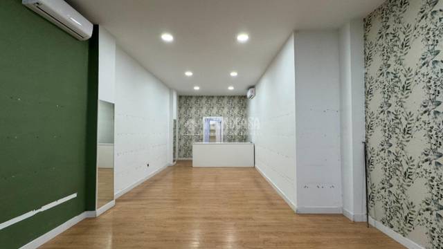 Local comercial en Venta en Casco histórico de Vicálvaro