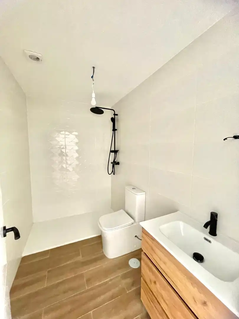 Badezimmer von Wohnung zum Verkauf in Bargas mit Heizung