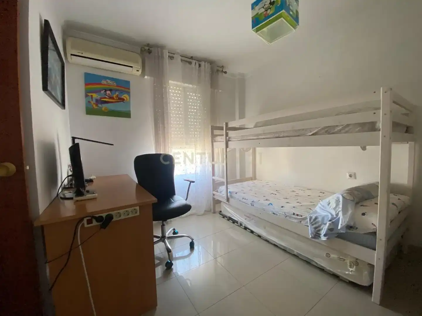 Dormitori de Pis de lloguer en Benalmádena amb Aire condicionat, Traster i Microones