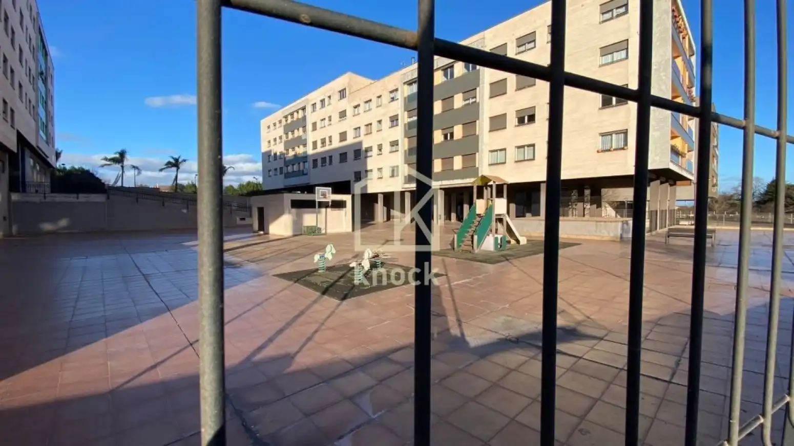 Flat for rent in Gijón - Calle Concejo de Villayón, Jove
