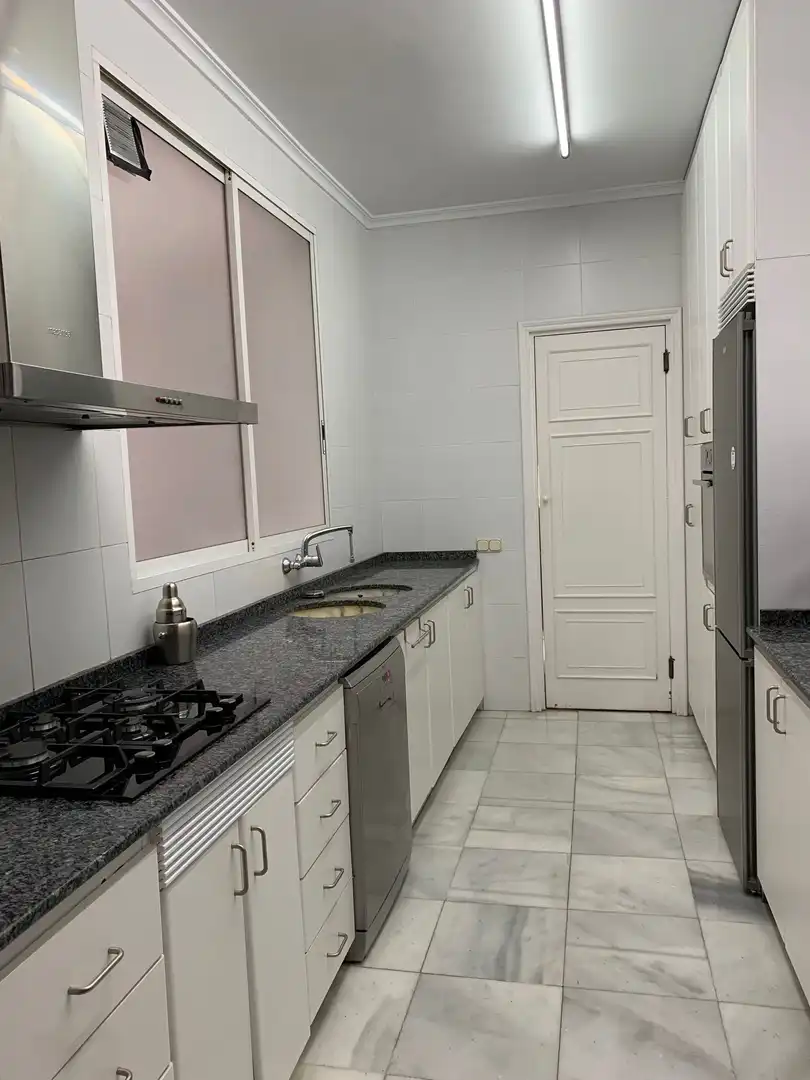 Cocina de Piso de alquiler en Valencia con Aire acondicionado y Calefacción