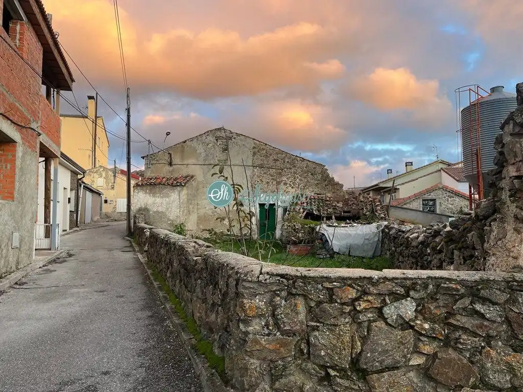 Exterior view of Houses for sale in Segovia