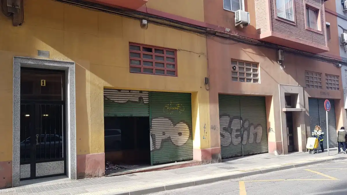 Local en venta en Calle Fray José Casanova, Barrio del Ave
