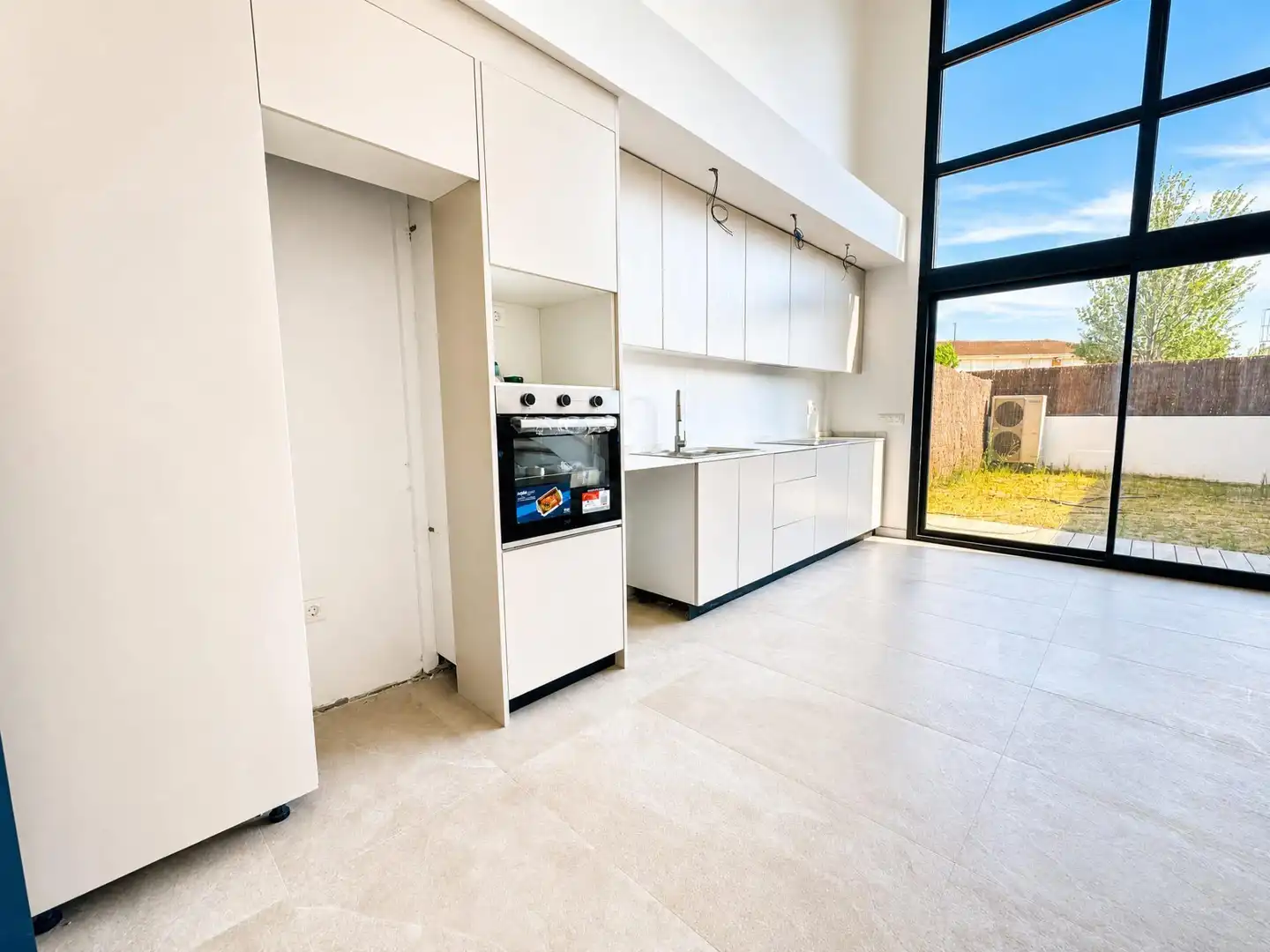 Terraced house for sale in Calle  Turó de l’Home Xamfrà c. Pedraforca, imagen 8