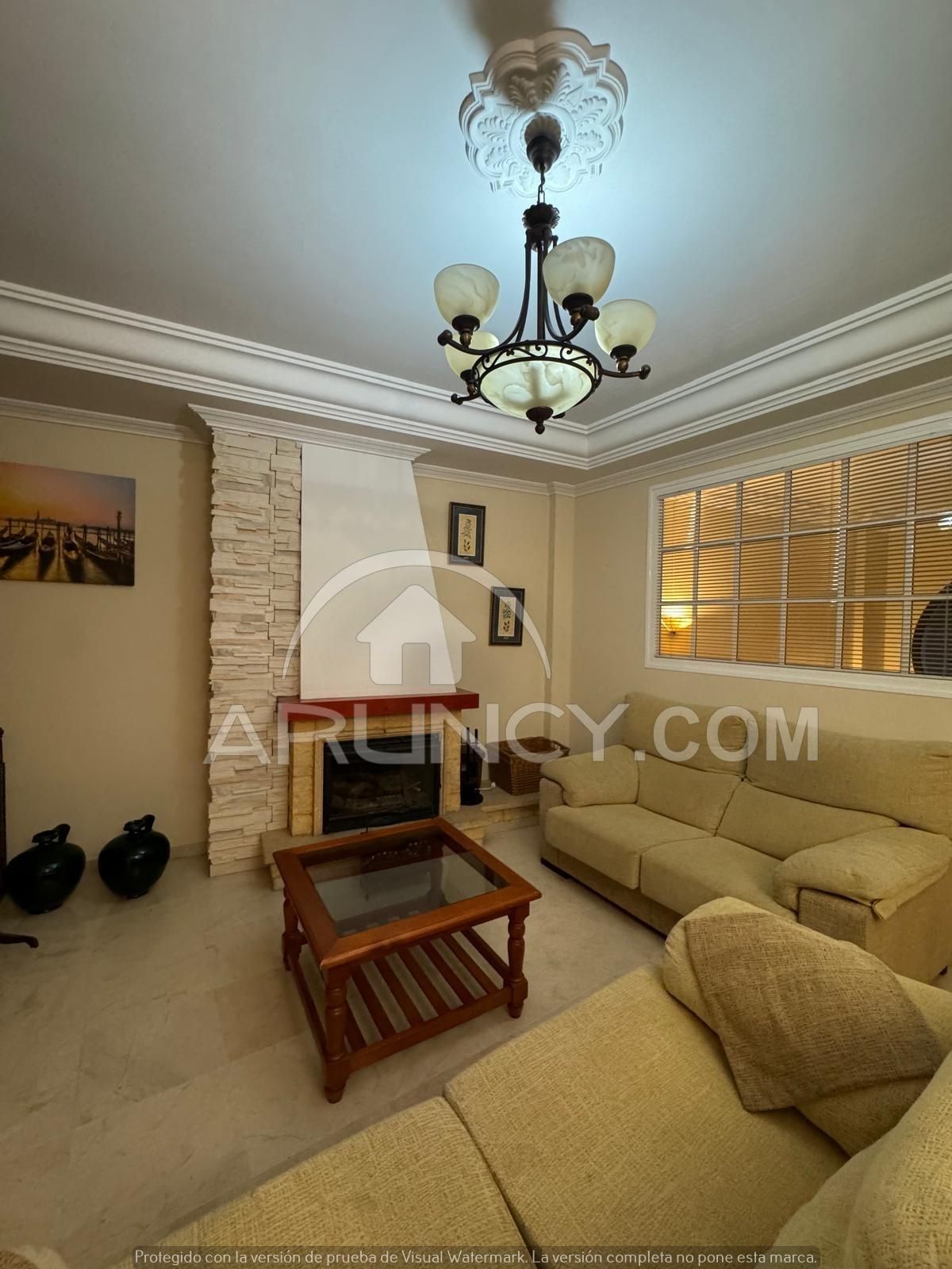 Living room of House or chalet for sale in Alcalá de Guadaira  with Air Conditioner, Terrace and Balcony