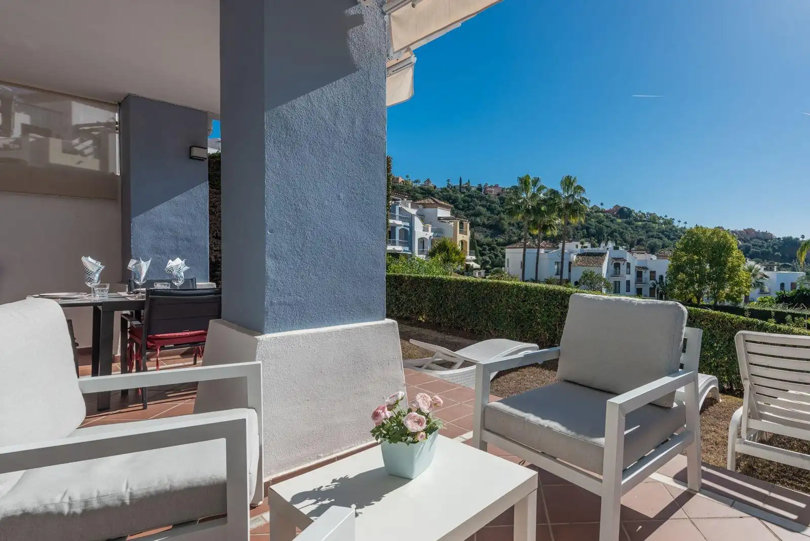 Terraza de Planta baja en venta en Benahavís con Aire acondicionado, Terraza y Piscina