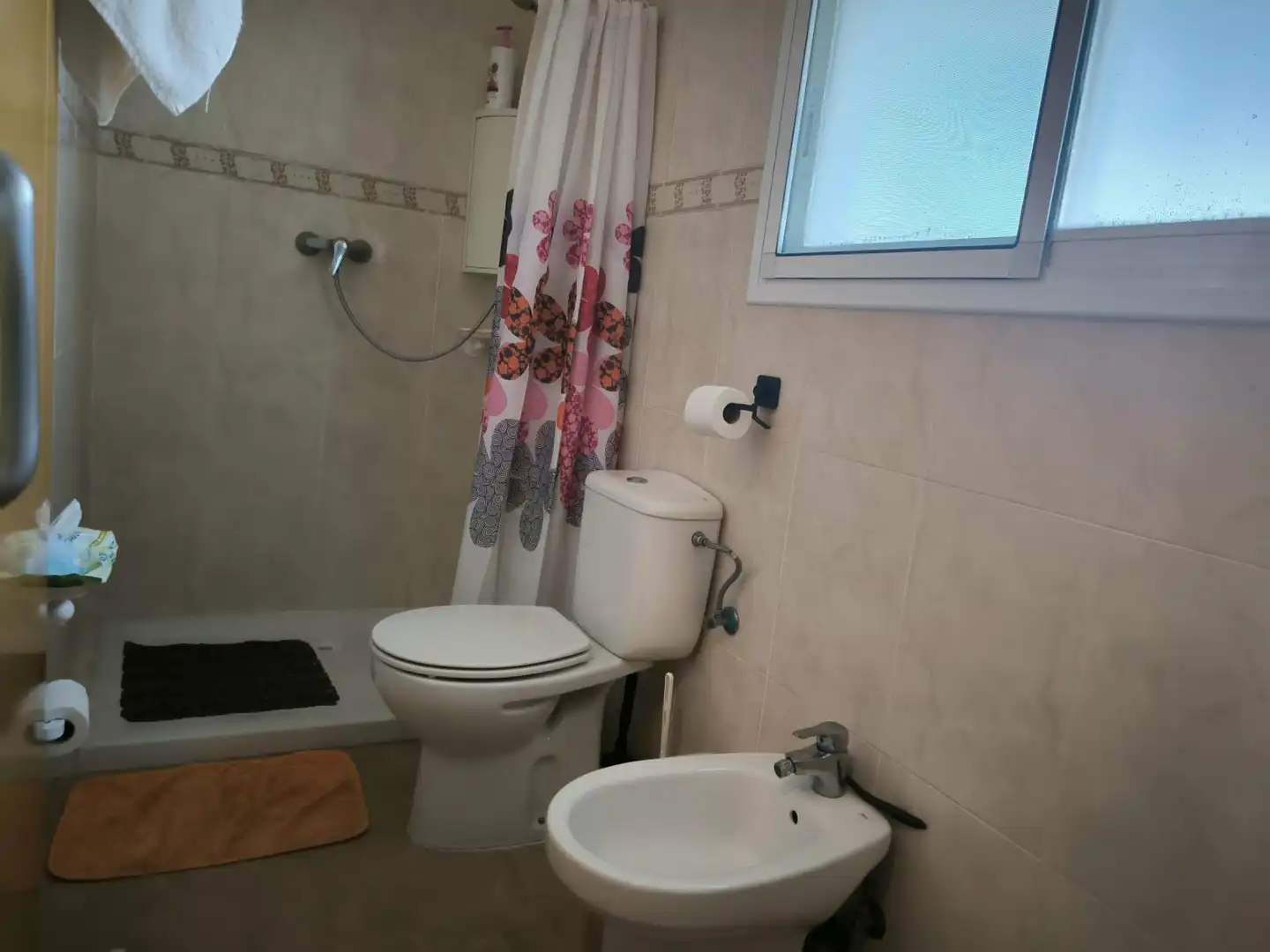 Baño de Local en venta en El Vendrell con Aire acondicionado