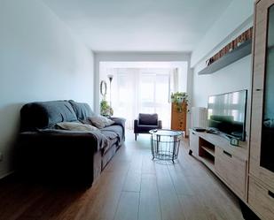 Living room of Flat to rent in  Madrid Capital  with Air Conditioner, Terrace and Furnished