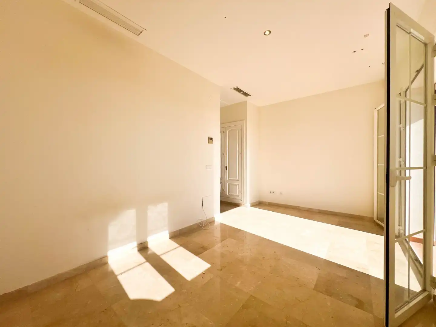 Villa mit Pool zum Verkauf in Urbanizacion el Herrojo 33, imagen 15