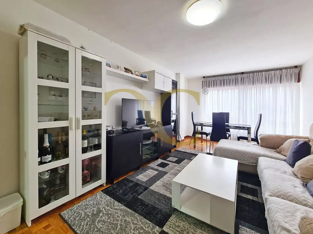 Sala de estar de Piso en venta en Oviedo  con Calefacción