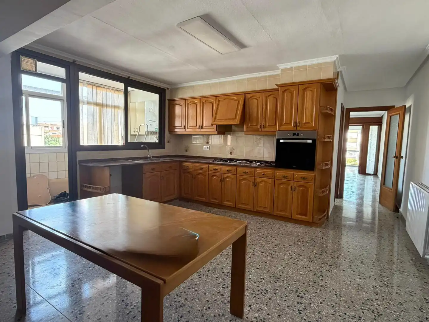 Flat for rent in Avenida AL VEDAT, Centro - Casco antiguo