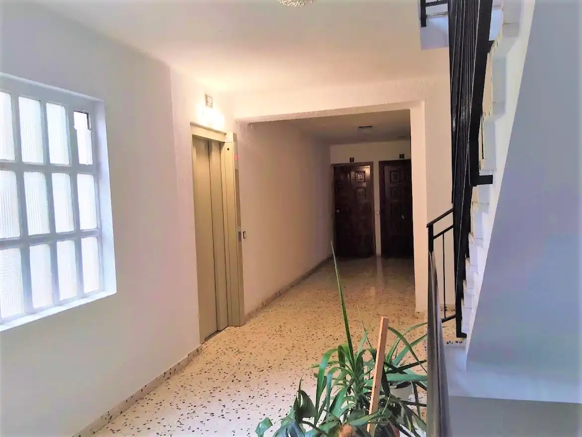Flat for sale in Instituts - Universitat