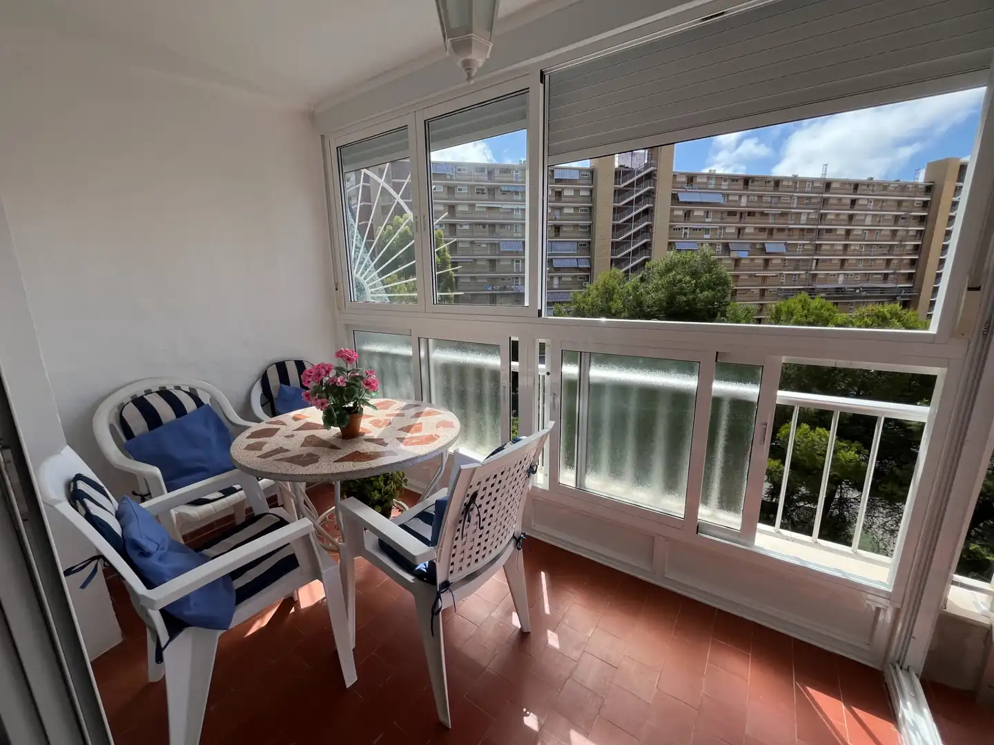 Terraza de Piso en venta en Alicante / Alacant con Terraza, Trastero y Amueblado