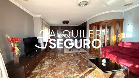 Foto 5 de Piso de alquiler en De las Acacias, Fraternidad, Elda