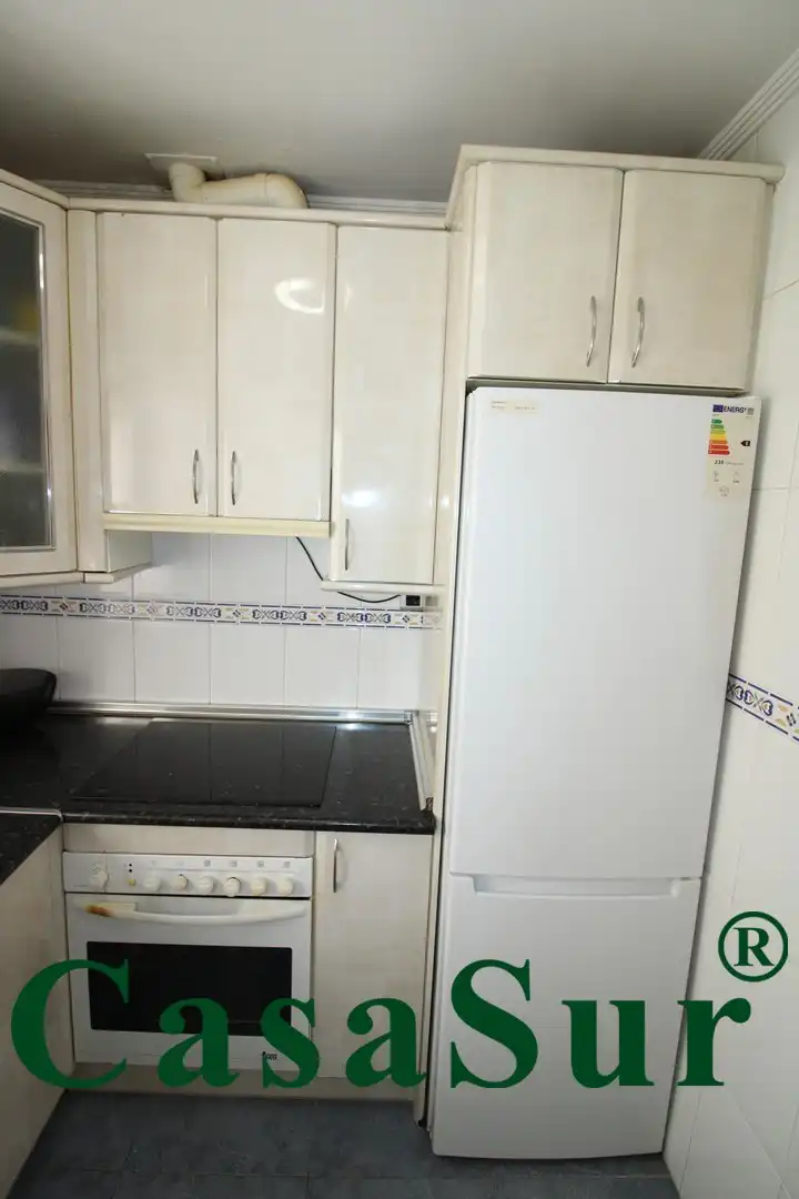 Kitchen of Apartments for sale in Valladolid  with Heating, Parquet flooring and Terrace