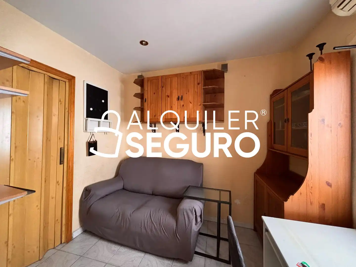 Bedroom of Flat for rent in Puente de Vallecas