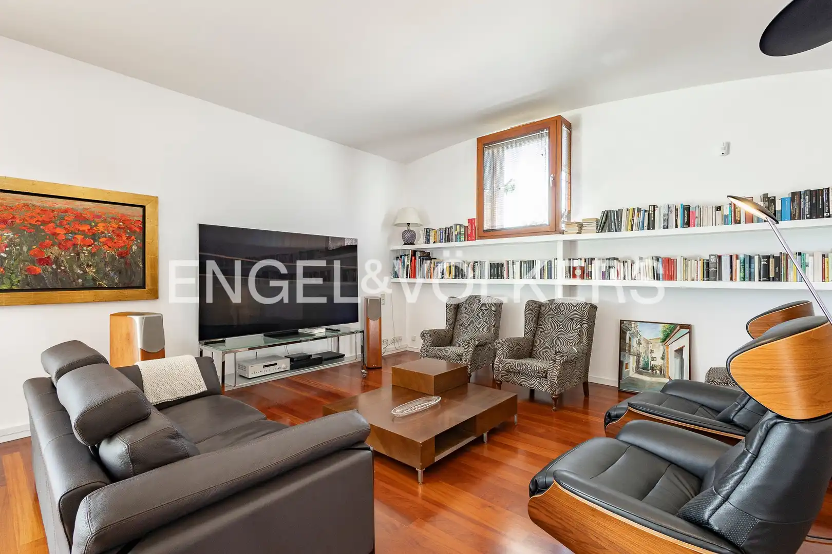 Sala de estar de Casa o chalet en venta en Sant Cugat del Vallès con Aire acondicionado, Calefacción y Jardín privado