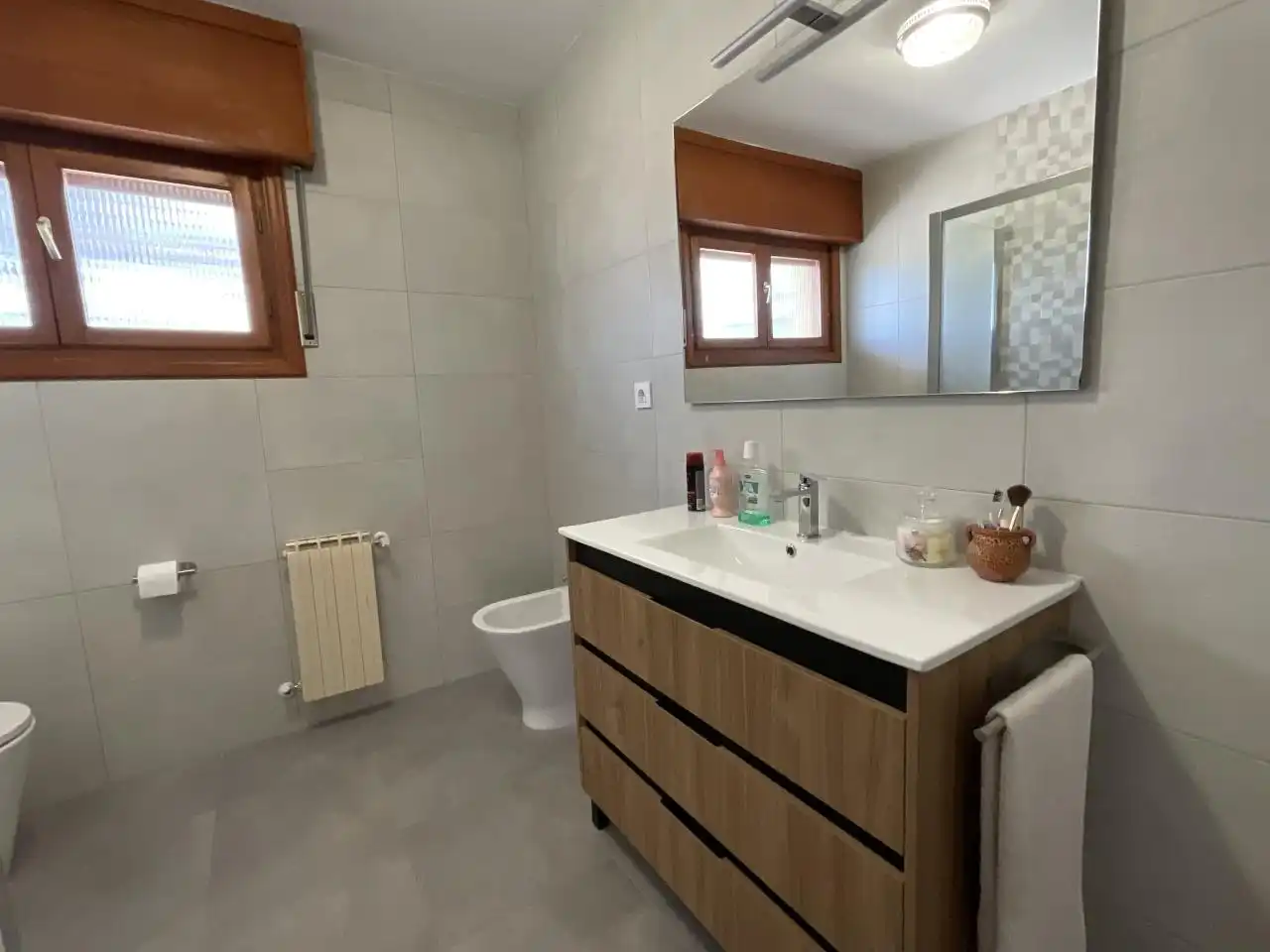 Bany de Casa o xalet en venda en Castañares de Rioja amb Calefacció, Jardí privat i Parquet