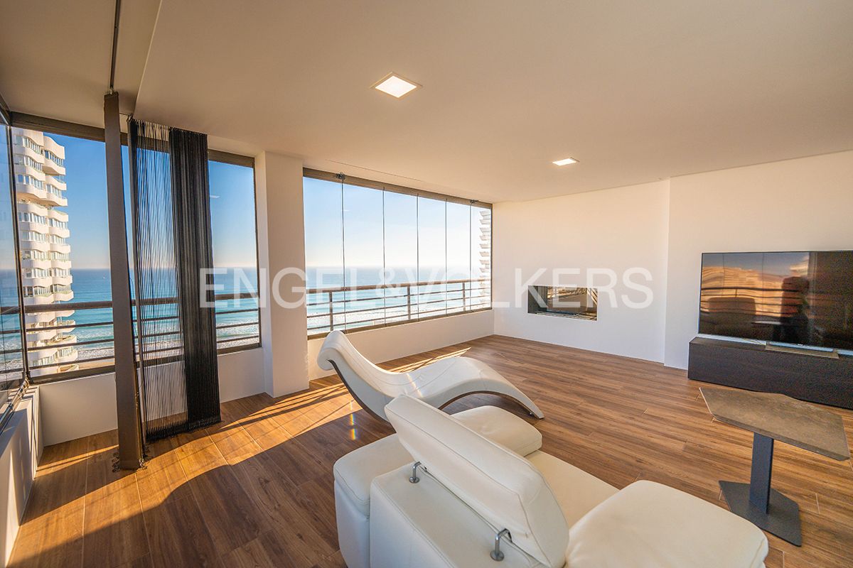 Living room of Flat for sale in Alicante / Alacant  with Air Conditioner and Community pool