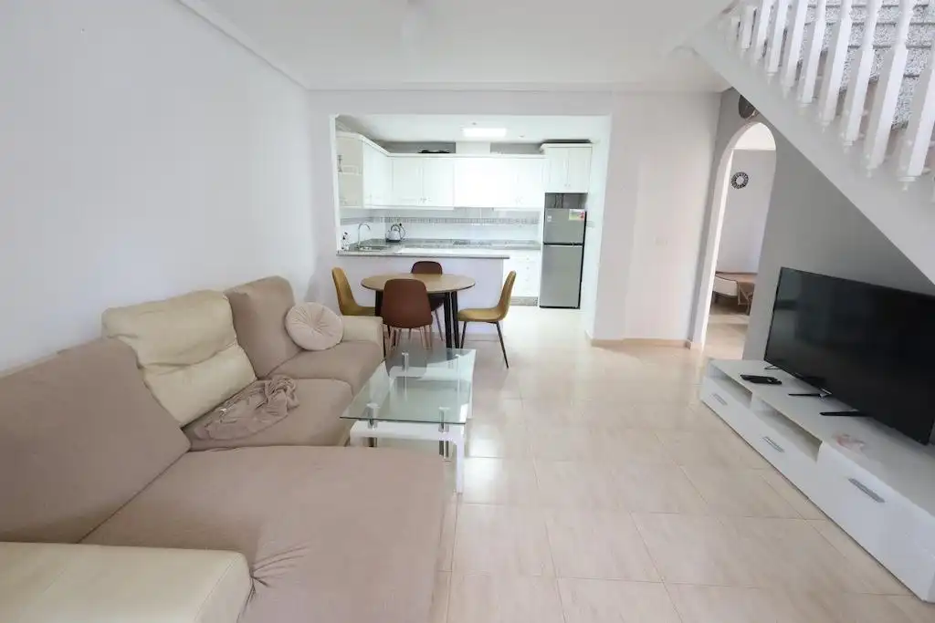 Maison mitoyenne avec piscine à louer à Calle ESTRAGON, imagen 15