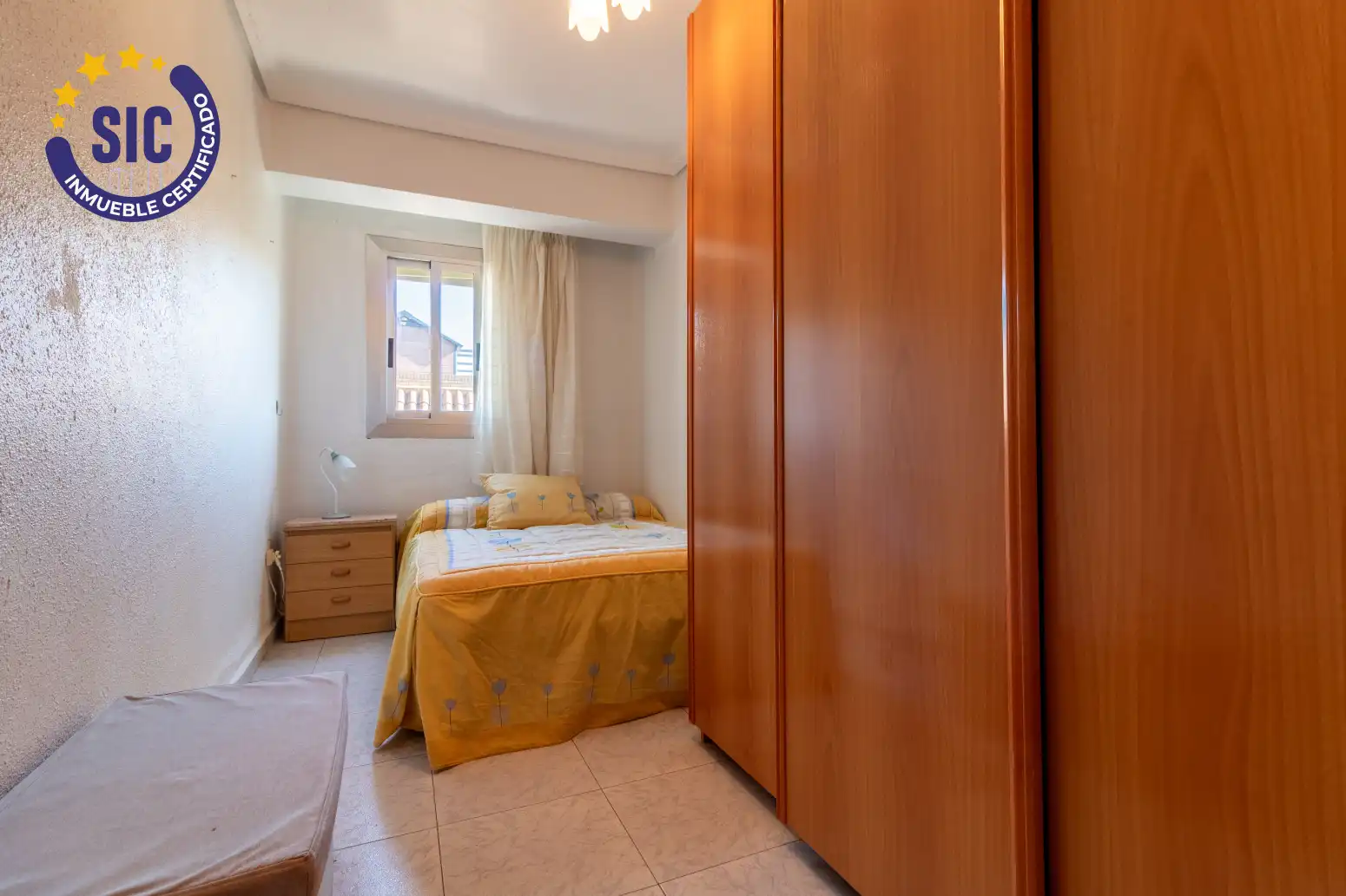 Habitación de Piso en venta en Sagunto / Sagunt con Terraza