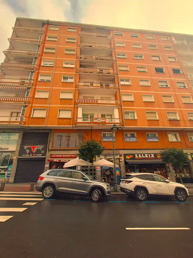 Exterior view of Flat for sale in Bilbao   with Heating, Terrace and Storage room