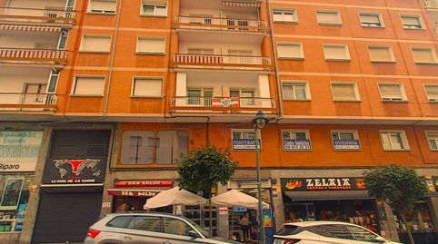 Foto 2 de Piso en venta en Santutxu - Basarrate, Bilbao