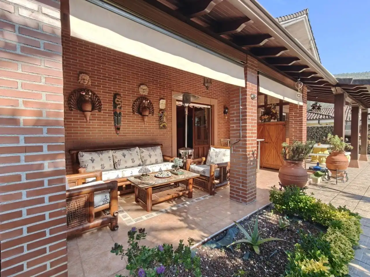 Xalet amb jardí en venda a Calle Barrio Pomar, imagen 4