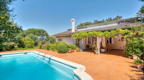 Encantadora villa independiente con piscina y máxima privacidad en Golf Costa Brava., imatge 3