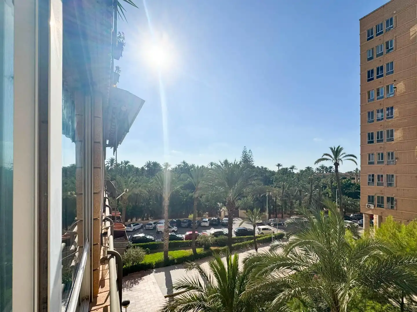 Außenansicht von Wohnung zur Miete in Elche / Elx mit Klimaanlage, Heizung und Parkett