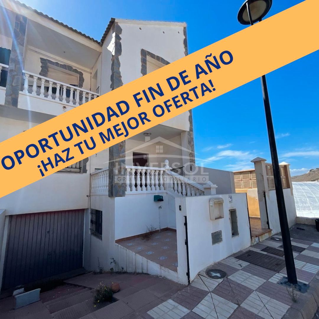 Vista exterior de Casa adosada en venda en Balanegra amb Terrassa, Traster i Balcó