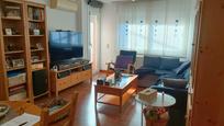 Living room of Flat for sale in Rubí  with Air Conditioner, Heating and Parquet flooring