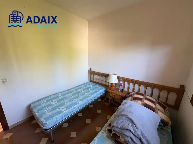Habitación de Casa o chalet en venta en Roda de Berà con Terraza, Trastero y Piscina